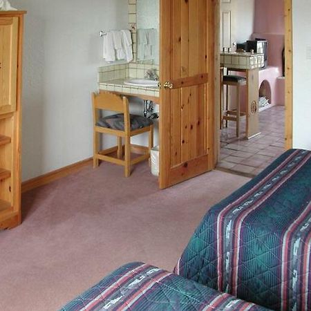 Sun God Lodge Таос Екстер'єр фото