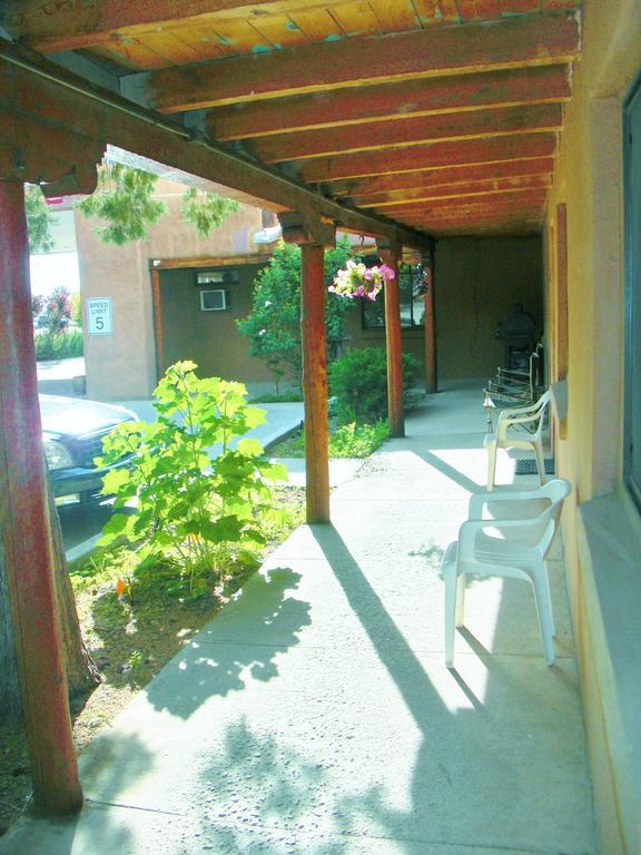 Sun God Lodge Таос Екстер'єр фото